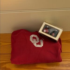 OU MERCH (Sweatshirt Size Large and Christmas Ornaments)
